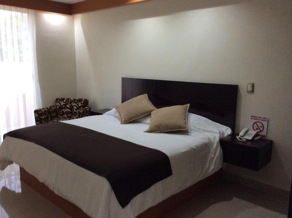 Hotel La Media Luna Inn Huejutla de Reyes Rom bilde