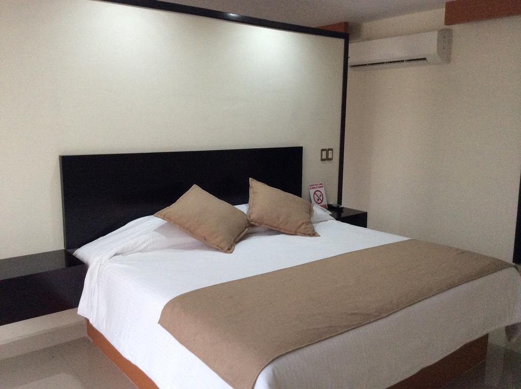 Hotel La Media Luna Inn Huejutla de Reyes Rom bilde